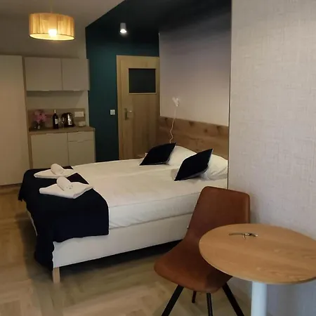 Cicha Przystan - Pokoje Przy Latarni Kolobrzeg Room photo